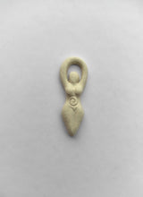 Load image into Gallery viewer, Colgante LITTLE GODDESS