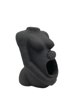 Cargar imagen en el visor de la galería, Escultura diosa embarazada ABRAZO-LUZ