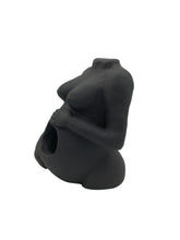 Cargar imagen en el visor de la galería, Escultura diosa embarazada ABRAZO-LUZ