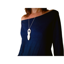 Lade das Bild in den Galerie-Viewer, Colgante diosa HERA