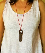 Charger l'image dans la galerie, Colgante diosa PERSÉFONE