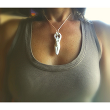 Charger l'image dans la galerie, Colgante diosa INNANA