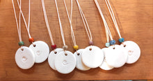 Cargar imagen en el visor de la galería, Collares Luna
