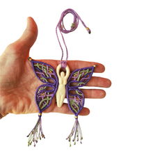 Lade das Bild in den Galerie-Viewer, Mariposa Colgante Diosa
