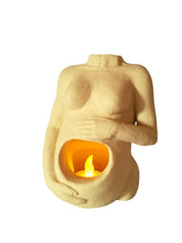 Cargar imagen en el visor de la galería, Escultura diosa embarazada ABRAZO-LUZ
